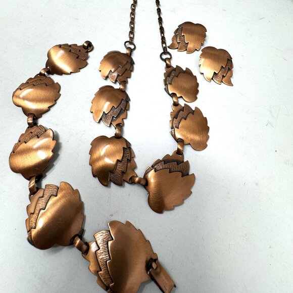 Vintage Copper Leaf Necklace & Earrings Bracelet Set With Art Deco-Inspired Desi - Picture 4 of 8